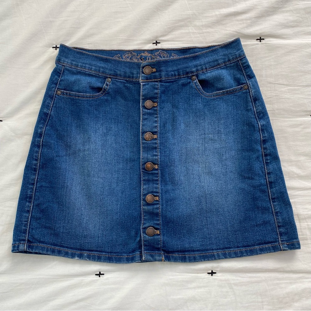 Wax Jean Mini Skirt Women's Size M Front Button Denim Jean Stretch Medium Wash